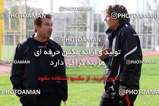 1047667, Tehran, , Persepolis Football Team Training Session on 2011/11/23 at Derafshifar Stadium