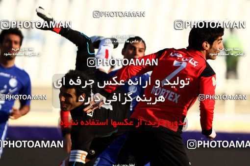 1049137, Tehran, [*parameter:4*], لیگ برتر فوتبال ایران، Persian Gulf Cup، Week 15، First Leg، Shahrdari Tabriz 1 v 2 Esteghlal on 2011/12/03 at Yadegar-e Emam Stadium