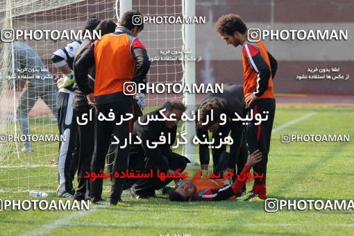1049351, Tehran, , Persepolis Football Team Training Session on 2011/12/04 at Derafshifar Stadium
