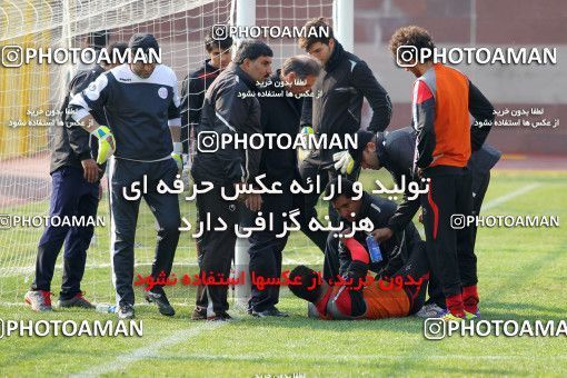 1049252, Tehran, , Persepolis Football Team Training Session on 2011/12/04 at Derafshifar Stadium