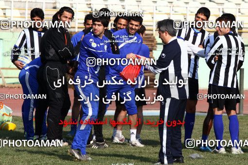 1049376, Tehran, , Esteghlal Football Team Training Session on 2011/12/10 at Shahid Dastgerdi Stadium