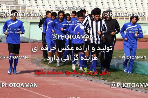 1049400, Tehran, , Esteghlal Football Team Training Session on 2011/12/10 at Shahid Dastgerdi Stadium