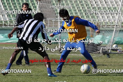 1049452, Tehran, , Esteghlal Football Team Training Session on 2011/12/11 at Shahid Dastgerdi Stadium