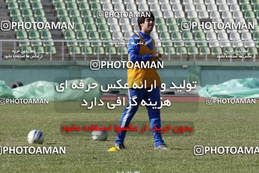 1049458, Tehran, , Esteghlal Football Team Training Session on 2011/12/11 at Shahid Dastgerdi Stadium