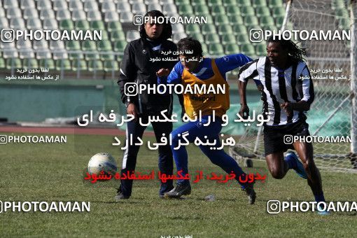 1049441, Tehran, , Esteghlal Football Team Training Session on 2011/12/11 at Shahid Dastgerdi Stadium