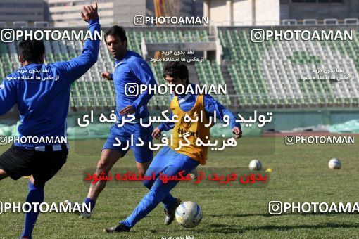 1049445, Tehran, , Esteghlal Football Team Training Session on 2011/12/11 at Shahid Dastgerdi Stadium