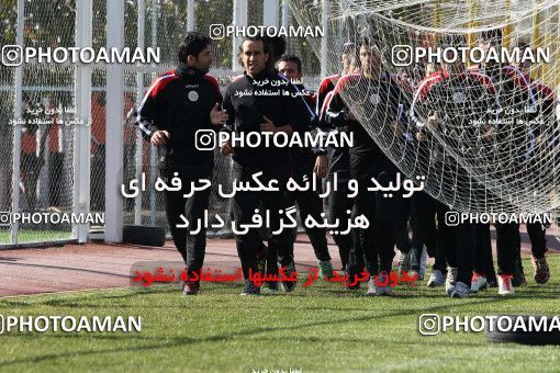 1049496, Tehran, , Persepolis Football Team Training Session on 2011/12/11 at Derafshifar Stadium