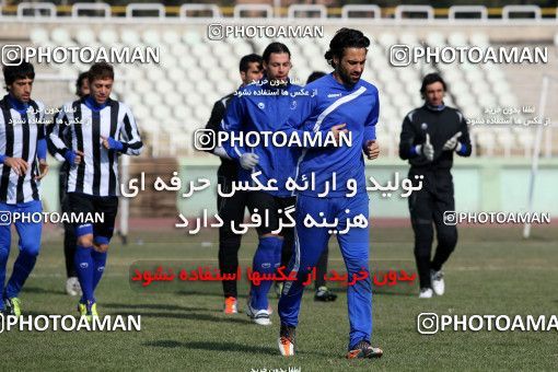 1049533, Tehran, , Esteghlal Football Team Training Session on 2011/12/16 at Shahid Dastgerdi Stadium