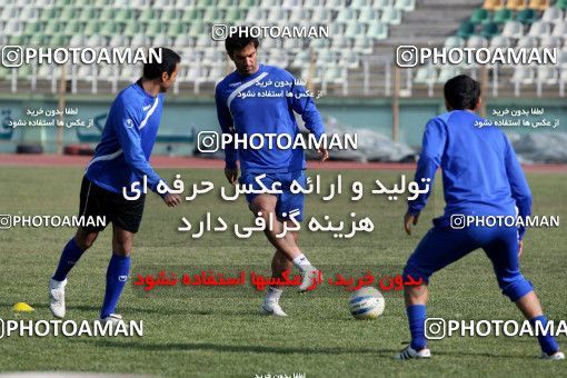 1049541, Tehran, , Esteghlal Football Team Training Session on 2011/12/16 at Shahid Dastgerdi Stadium