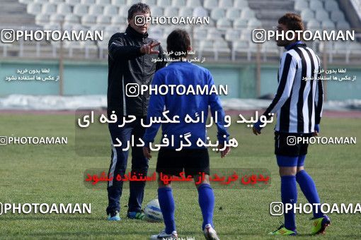 1049558, Tehran, , Esteghlal Football Team Training Session on 2011/12/16 at Shahid Dastgerdi Stadium