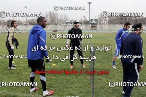 1049808, Tehran, , Esteghlal Football Team Training Session on 2011/12/23 at Shahid Dastgerdi Stadium