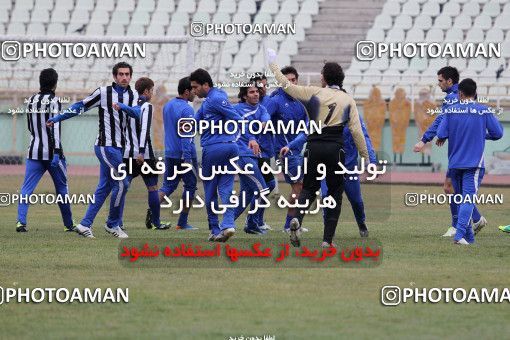 1049804, Tehran, , Esteghlal Football Team Training Session on 2011/12/23 at Shahid Dastgerdi Stadium