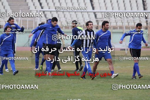 1049981, Tehran, , Esteghlal Football Team Training Session on 2011/12/25 at Shahid Dastgerdi Stadium