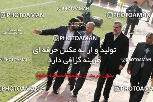 1050018, Tehran, , Persepolis Football Team Training Session on 2011/12/25 at Derafshifar Stadium