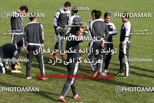 1050085, Tehran, , Persepolis Football Team Training Session on 2011/12/25 at Derafshifar Stadium