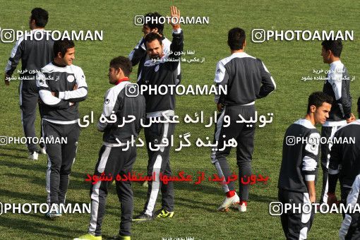 1050142, Tehran, , Persepolis Football Team Training Session on 2011/12/25 at Derafshifar Stadium