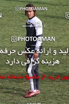 1050015, Tehran, , Persepolis Football Team Training Session on 2011/12/25 at Derafshifar Stadium