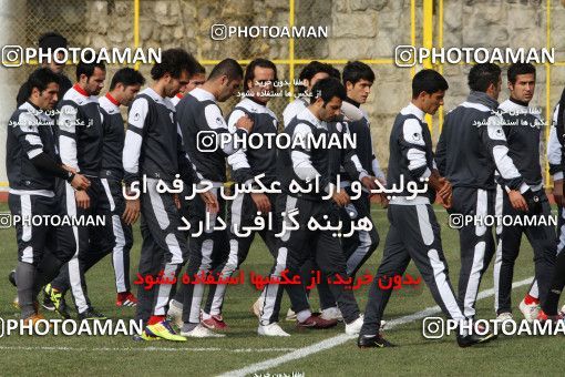 1050087, Tehran, , Persepolis Football Team Training Session on 2011/12/25 at Derafshifar Stadium