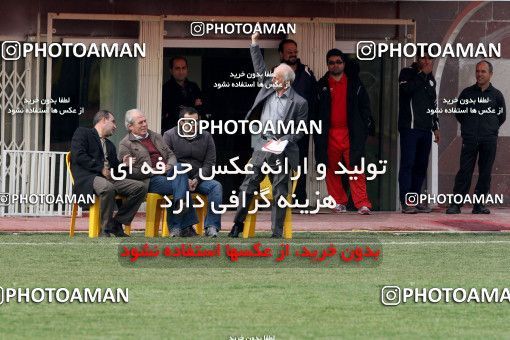 1050026, Tehran, , Persepolis Football Team Training Session on 2011/12/25 at Derafshifar Stadium