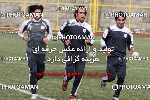 1050025, Tehran, , Persepolis Football Team Training Session on 2011/12/25 at Derafshifar Stadium