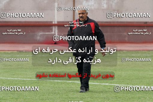 1050056, Tehran, , Persepolis Football Team Training Session on 2011/12/25 at Derafshifar Stadium