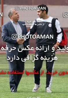 1050069, Tehran, , Persepolis Football Team Training Session on 2011/12/25 at Derafshifar Stadium