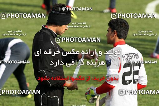 1050193, Tehran, , Persepolis Football Team Training Session on 2011/12/25 at Derafshifar Stadium