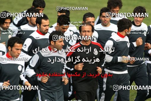 1050217, Tehran, , Persepolis Football Team Training Session on 2011/12/25 at Derafshifar Stadium