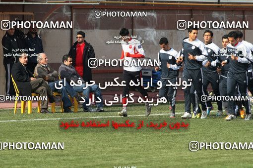 1050181, Tehran, , Persepolis Football Team Training Session on 2011/12/25 at Derafshifar Stadium