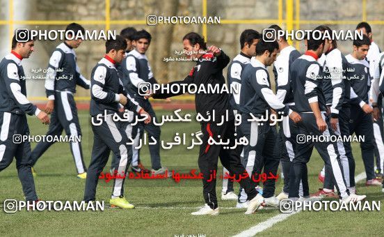 1050191, Tehran, , Persepolis Football Team Training Session on 2011/12/25 at Derafshifar Stadium
