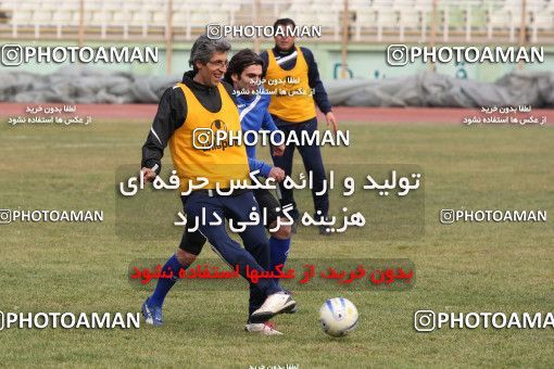 1050259, Tehran, , Esteghlal Football Team Training Session on 2011/12/31 at Shahid Dastgerdi Stadium