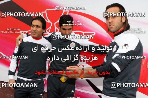 1050274, Tehran, , Persepolis Football Team Training Session on 2012/01/01 at Derafshifar Stadium