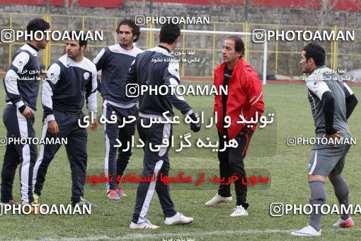 1050279, Tehran, , Persepolis Football Team Training Session on 2012/01/01 at Derafshifar Stadium