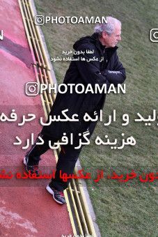 1050281, Tehran, , Persepolis Football Team Training Session on 2012/01/01 at Derafshifar Stadium