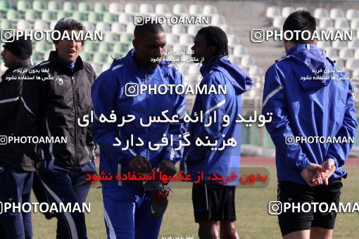 1050774, Tehran, , Esteghlal Football Team Training Session on 2012/01/08 at Shahid Dastgerdi Stadium