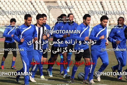 1050851, Tehran, , Esteghlal Football Team Training Session on 2012/01/08 at Shahid Dastgerdi Stadium