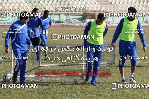 1050861, Tehran, , Esteghlal Football Team Training Session on 2012/01/08 at Shahid Dastgerdi Stadium