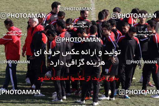 1050964, Tehran, , Persepolis Football Team Training Session on 2012/01/08 at Derafshifar Stadium