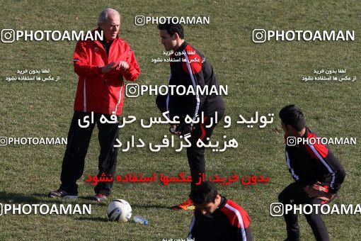 1050993, Tehran, , Persepolis Football Team Training Session on 2012/01/08 at Derafshifar Stadium