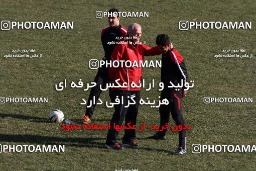 1050961, Tehran, , Persepolis Football Team Training Session on 2012/01/08 at Derafshifar Stadium