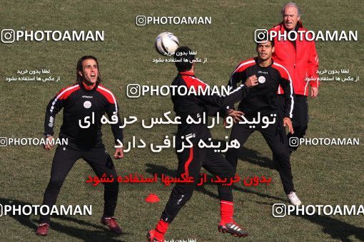 1050963, Tehran, , Persepolis Football Team Training Session on 2012/01/08 at Derafshifar Stadium