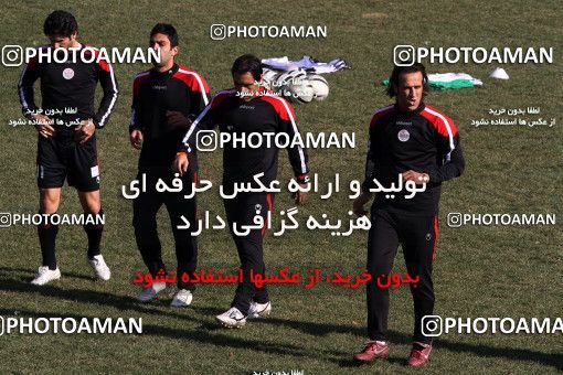1050970, Tehran, , Persepolis Football Team Training Session on 2012/01/08 at Derafshifar Stadium