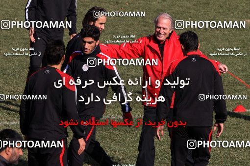 1050967, Tehran, , Persepolis Football Team Training Session on 2012/01/08 at Derafshifar Stadium