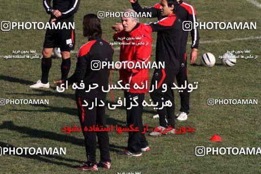1050966, Tehran, , Persepolis Football Team Training Session on 2012/01/08 at Derafshifar Stadium