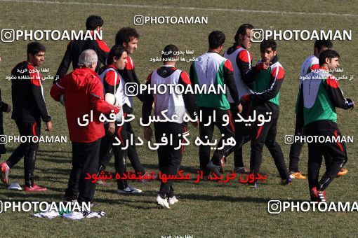 1050886, Tehran, , Persepolis Football Team Training Session on 2012/01/08 at Derafshifar Stadium