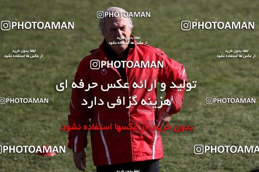 1050998, Tehran, , Persepolis Football Team Training Session on 2012/01/08 at Derafshifar Stadium