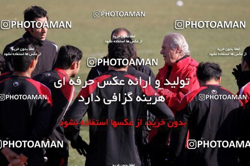 1051018, Tehran, , Persepolis Football Team Training Session on 2012/01/08 at Derafshifar Stadium