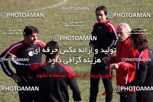 1051065, Tehran, , Persepolis Football Team Training Session on 2012/01/08 at Derafshifar Stadium