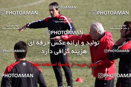 1051037, Tehran, , Persepolis Football Team Training Session on 2012/01/08 at Derafshifar Stadium