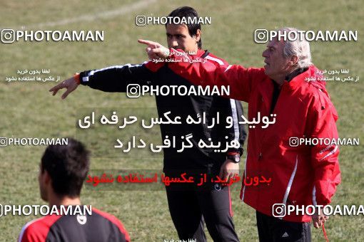 1051039, Tehran, , Persepolis Football Team Training Session on 2012/01/08 at Derafshifar Stadium